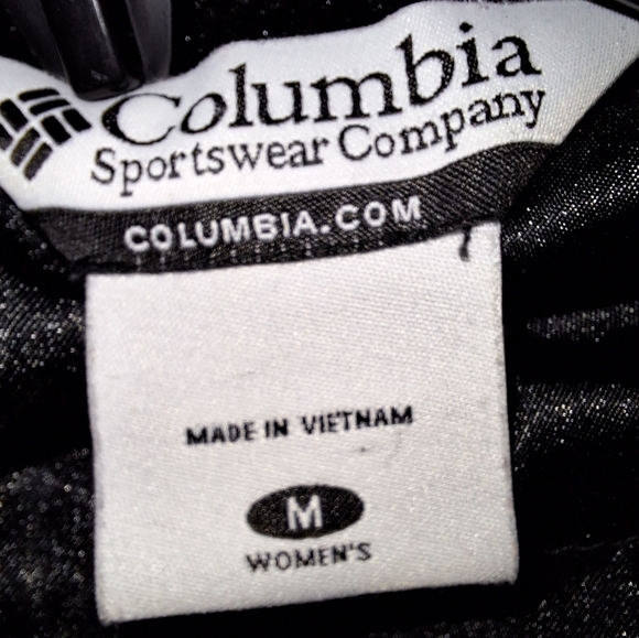 Columbia womens Black and gray pattern and metal clasps hooded ski jacket. NWOT - Picture 5 of 15